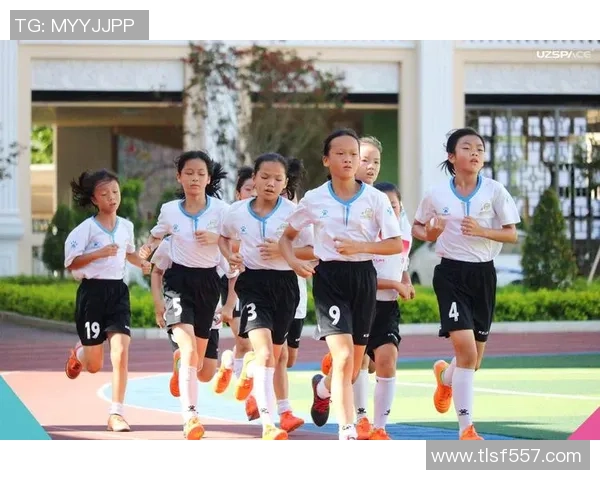 重庆珊瑚小学足球明星崭露头角助力校园体育发展与青少年成长